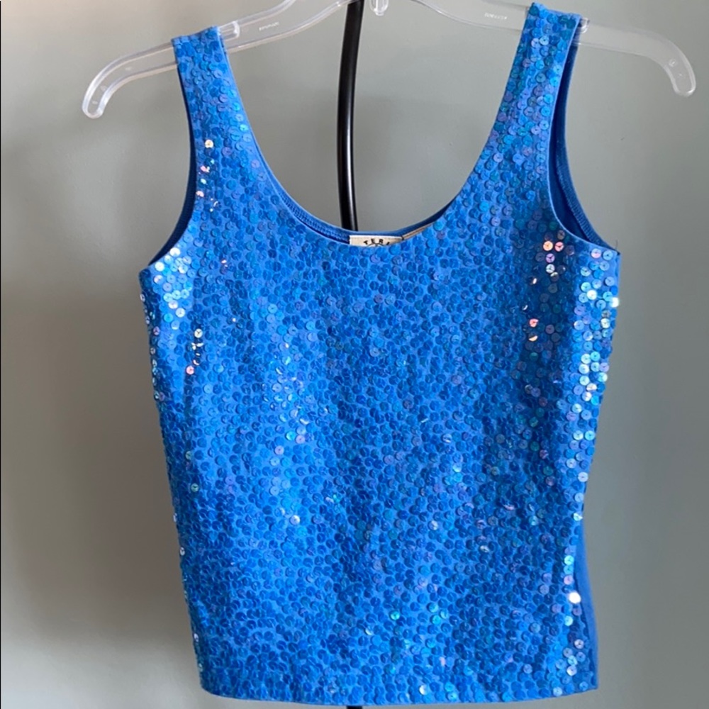 EXTERIOR
SEQUINED CROP TANK